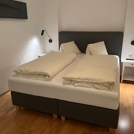 珀斯特酒店 3* Großkirchheim
