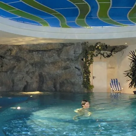 Post Szálloda Großkirchheim