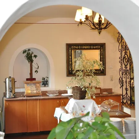 Post Hotel