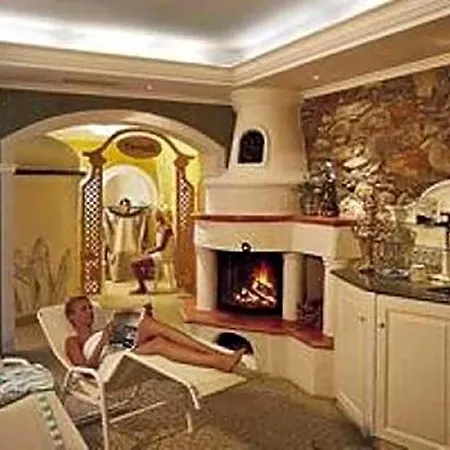 Post Hotel