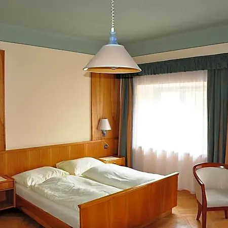 Hotel Post 3*